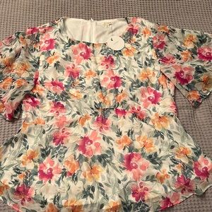 Pretty floral top